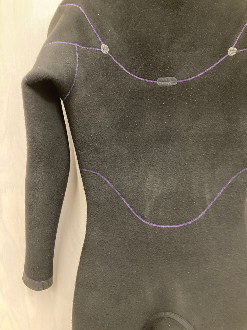 Used axxe classic 4/3mm 185/80 起毛セミドライ