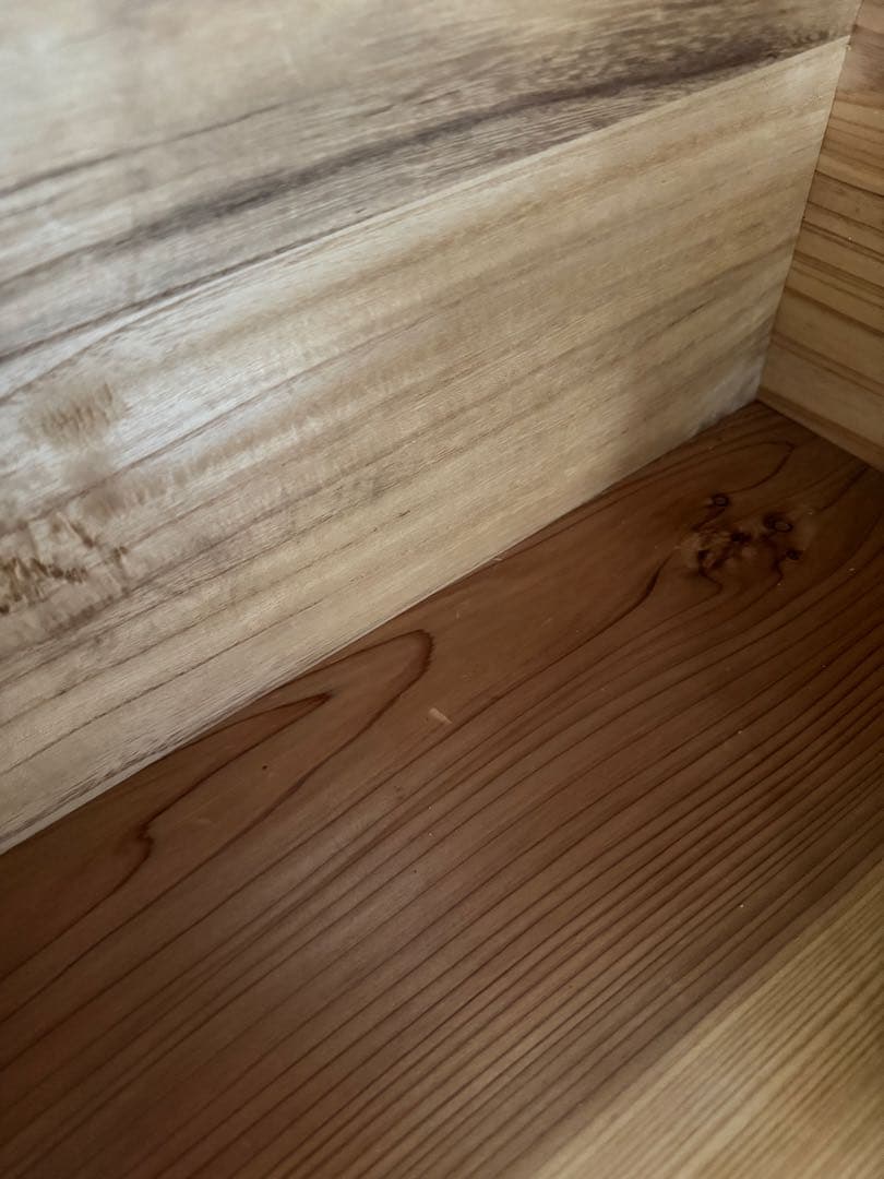 前面ガラス引き出し2段×ガラス戸棚×木製小引き出し3杯　食器棚　シャツケース