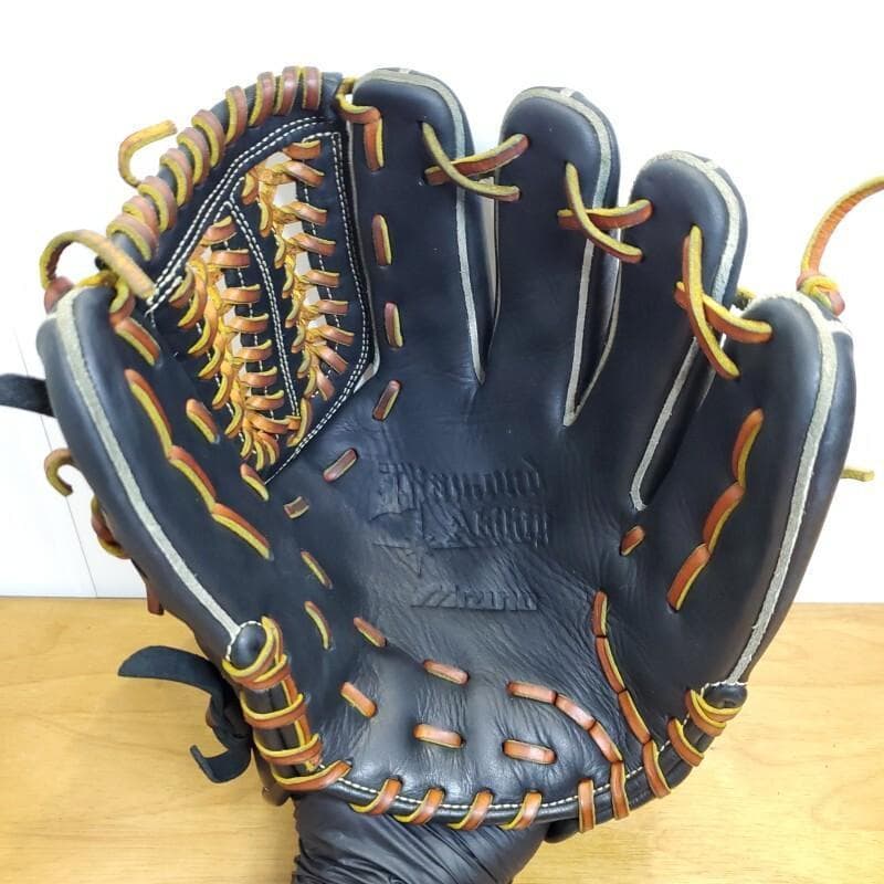 ミズノ MIZUNO 坂本勇人モデル 良品 内野用 軟式グローブ