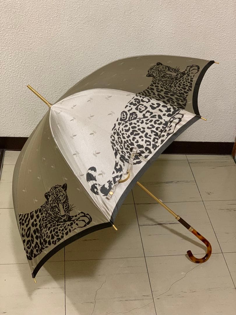 KofKRIZIAヒョウ柄シルバーブラウン雨傘大判長傘オーロラ猫科豹柄ゴールド骨