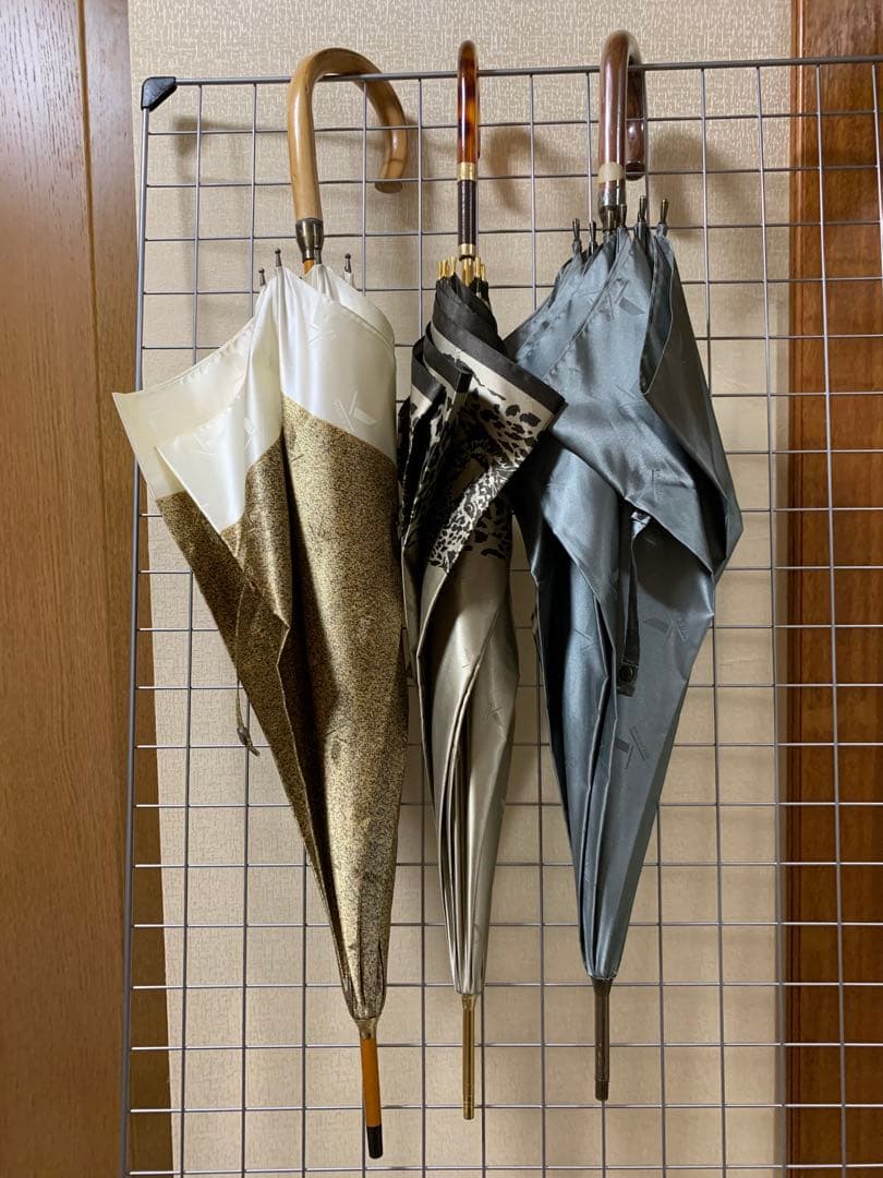 KofKRIZIAヒョウ柄シルバーブラウン雨傘大判長傘オーロラ猫科豹柄ゴールド骨