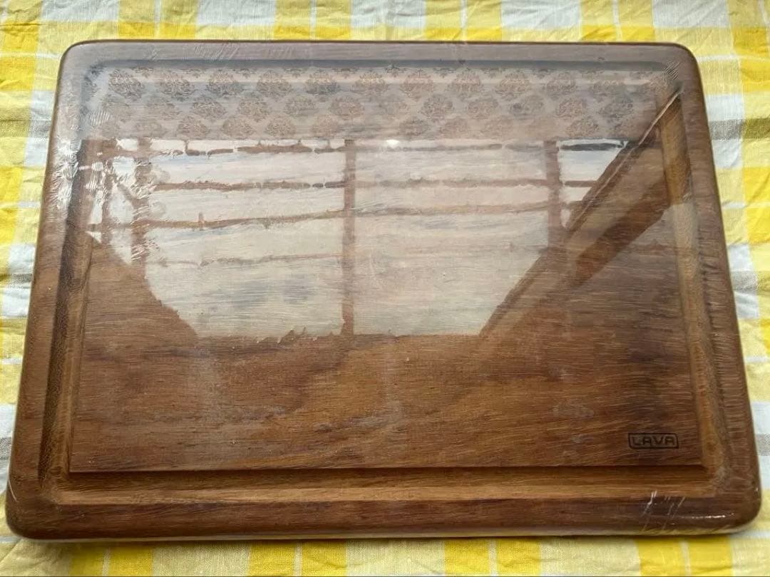 LAVA カッティング&サービングボード 34×46cm