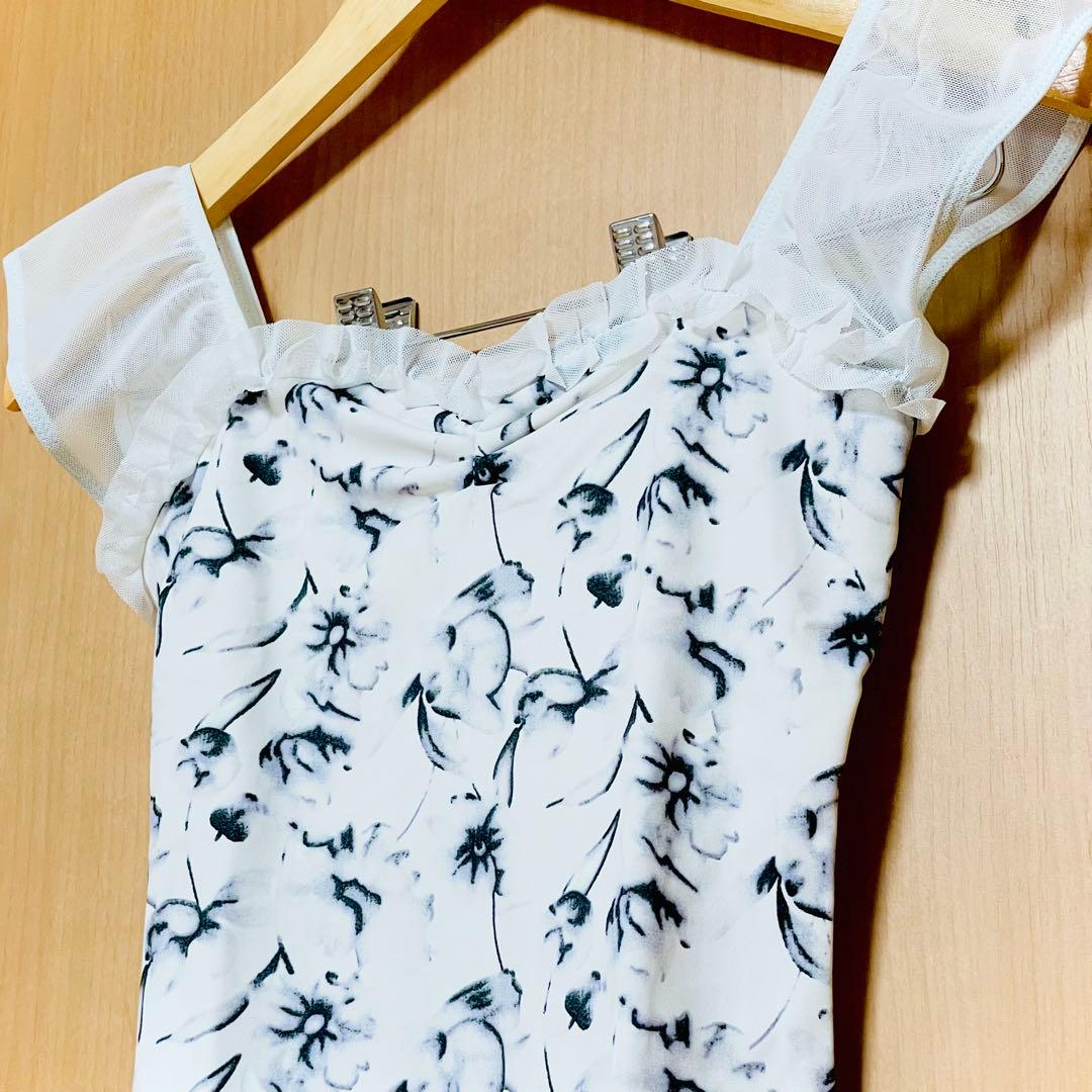 新品未使用 花柄フリル バレエレオタード S