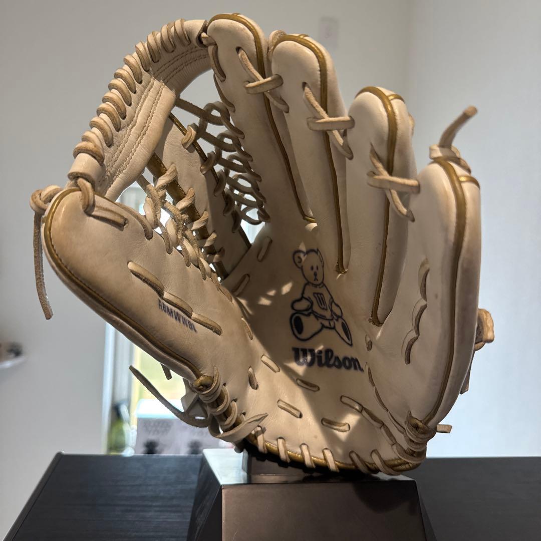 Wilson ウィルソンベアグローブ ホワイト　外野手用