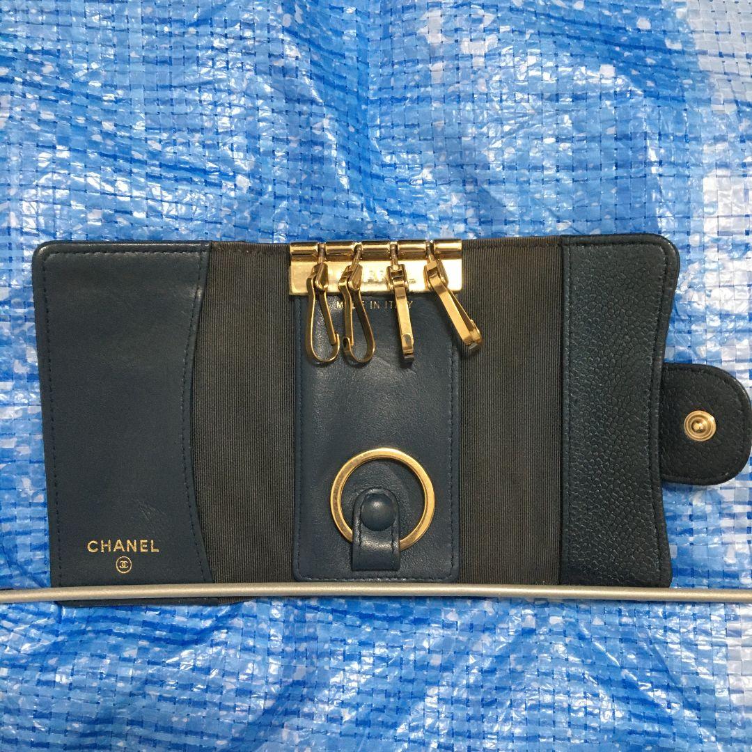 CHANEL シャネル マトラッセ キャビアスキン 4連キーケース