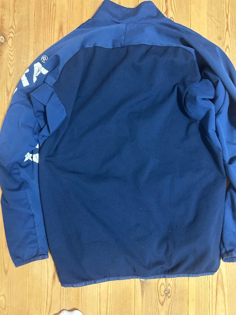 ブラウブリッツ秋田練習着