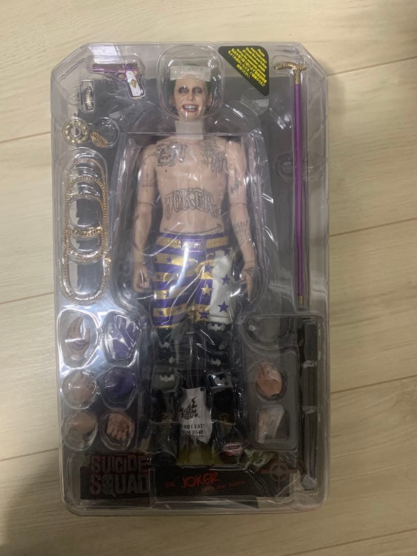 ホットトイズ　ジョーカー　スーサイド