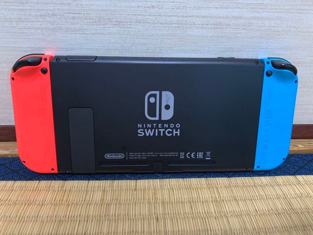 Nintendo Switch 本体 青/赤　写真にある物が全てになります