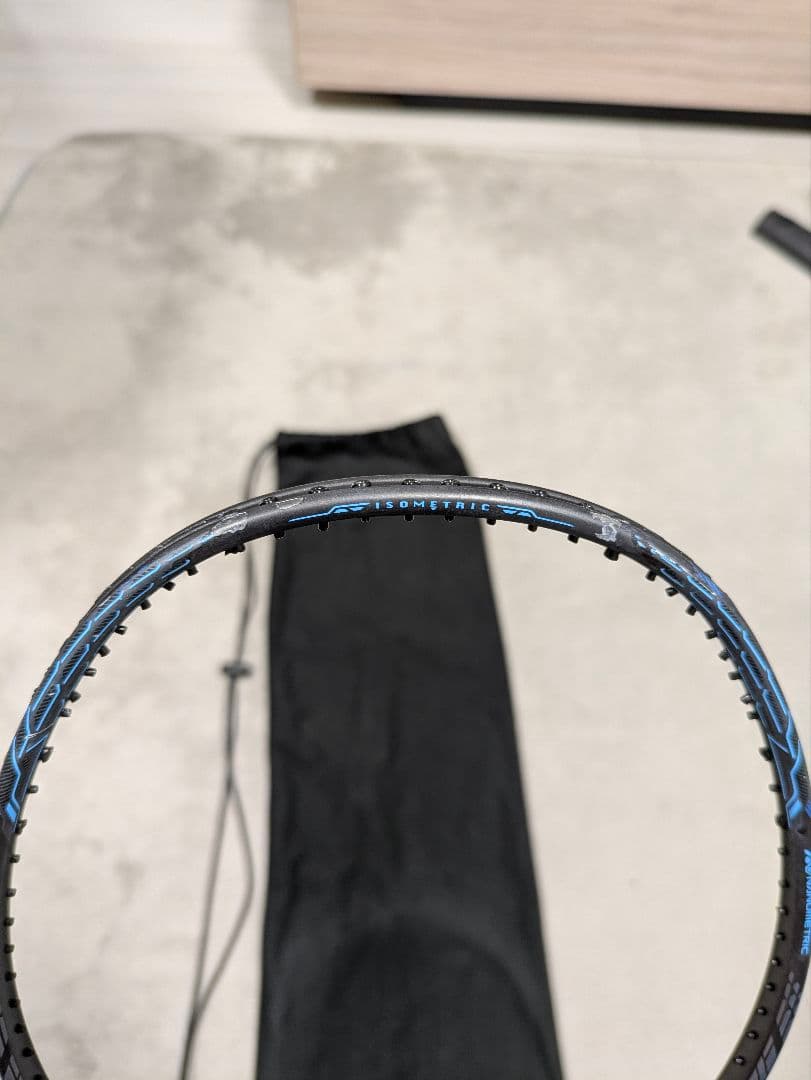 M*R様 YONEX VOLTRIC Z-FORCE II 4UG5