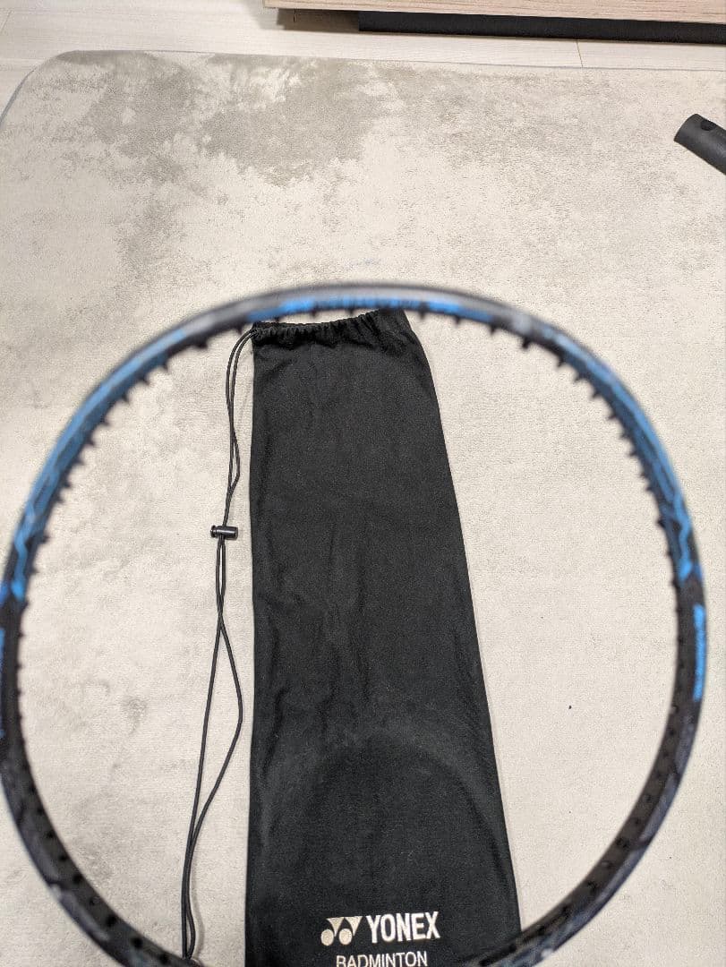 M*R様 YONEX VOLTRIC Z-FORCE II 4UG5