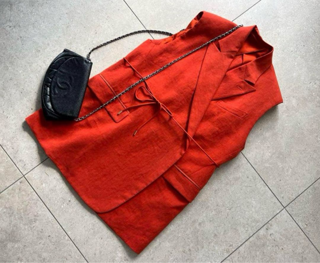 mb.yDRAWER 149,600円リネンピークドラペルジレ ベスト