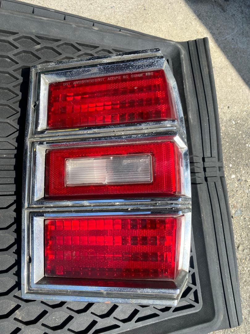 カプリスワゴン80s テールランプSET