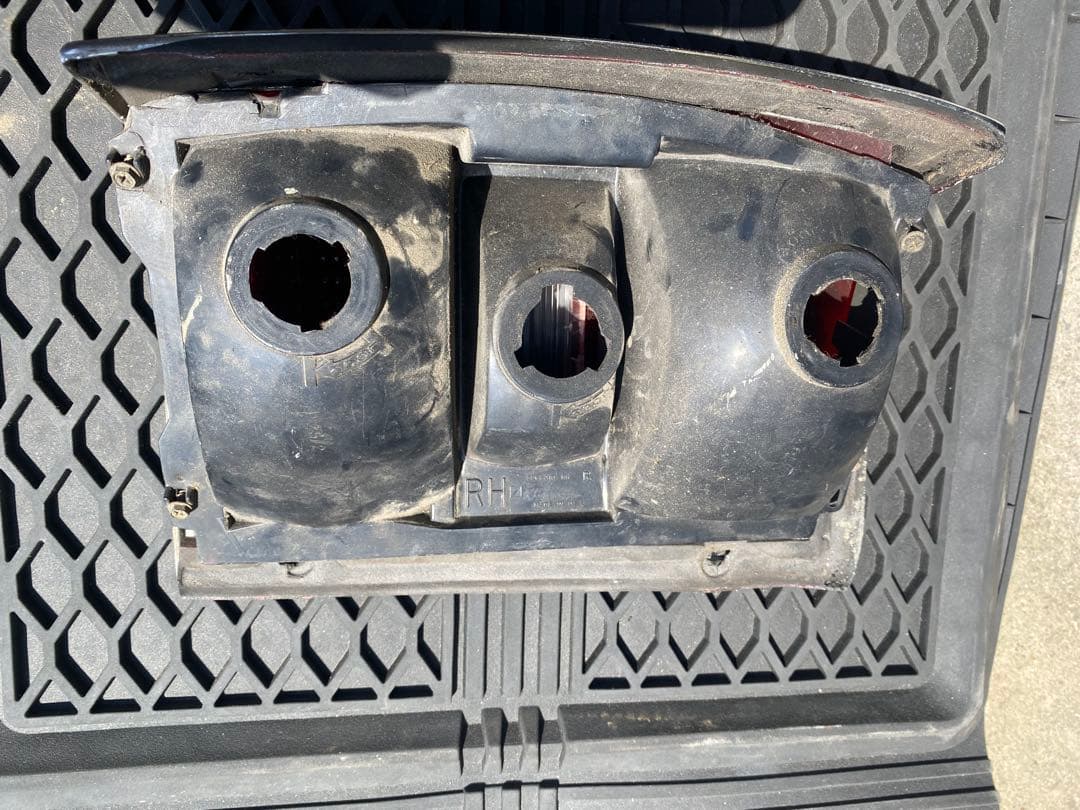 カプリスワゴン80s テールランプSET