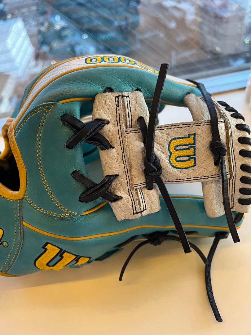 Wilson A2000 青/黄色 硬式グローブ　日本未発売