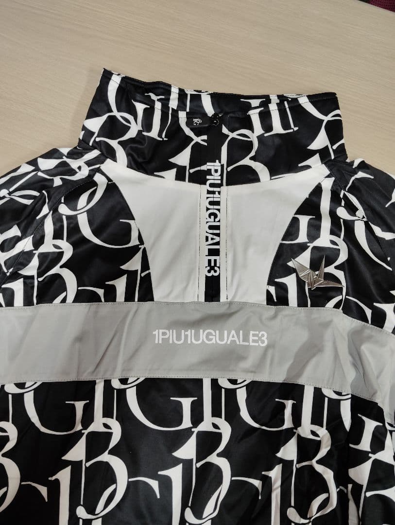 1PIU1UGUALE3 GOLF プルオーバースニードジャック ブルゾン