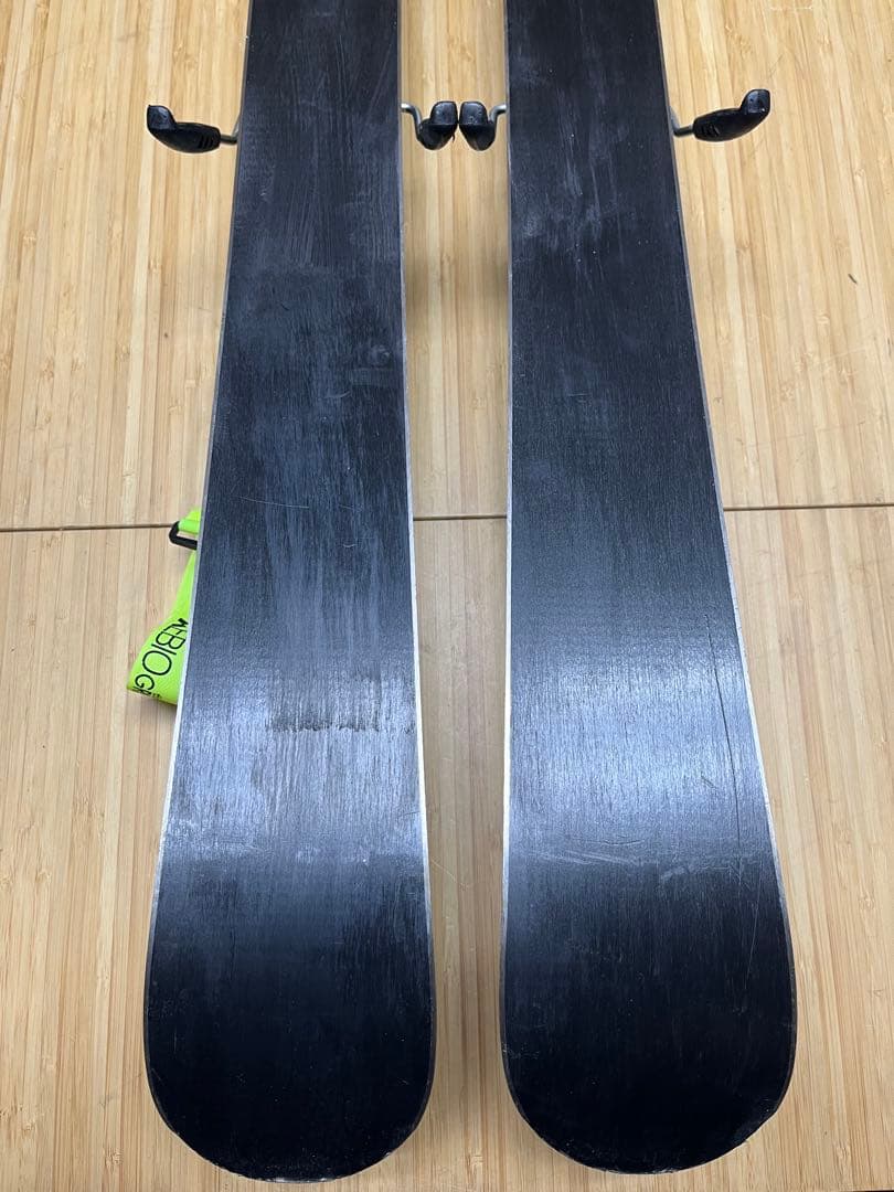 Elan Freeline 125 '22-23 ショートスキー