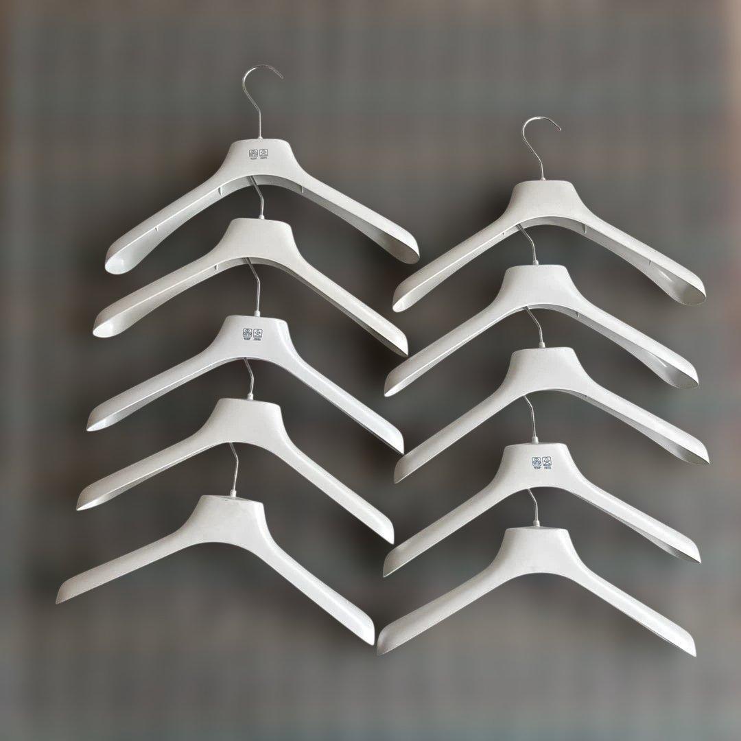 モンクレール MONCLER の純正ハンガー 10本セット