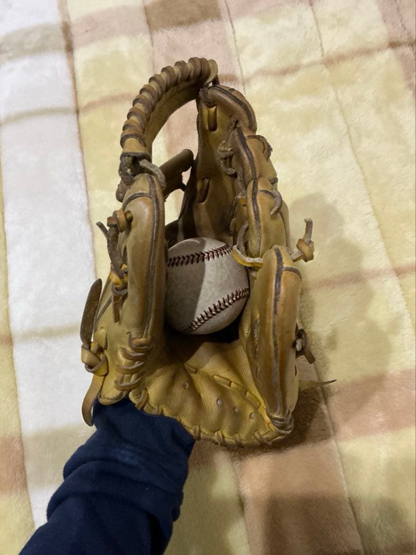 アシックス　ゴールドステージ　硬式　内野