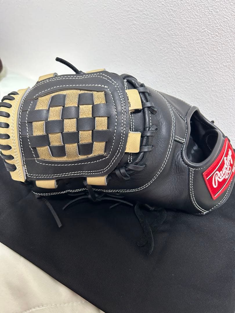 y ローリングス　ハイパーテック　ファーストミット