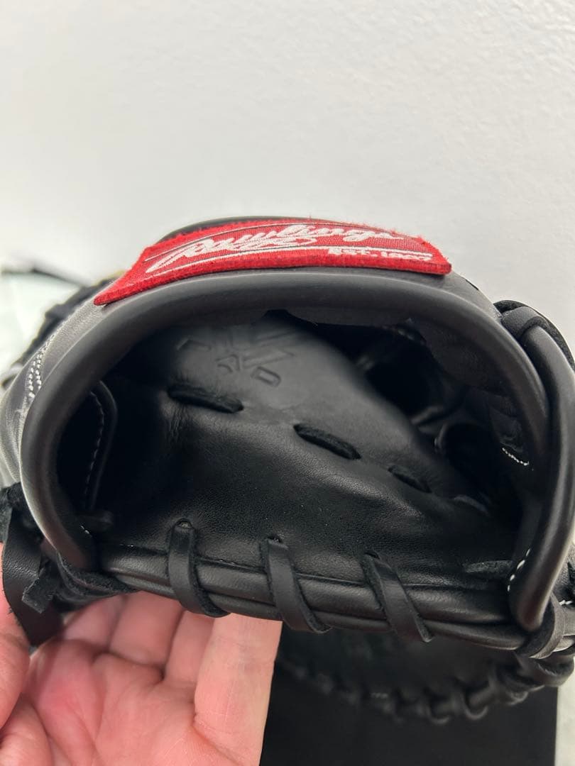 y ローリングス　ハイパーテック　ファーストミット