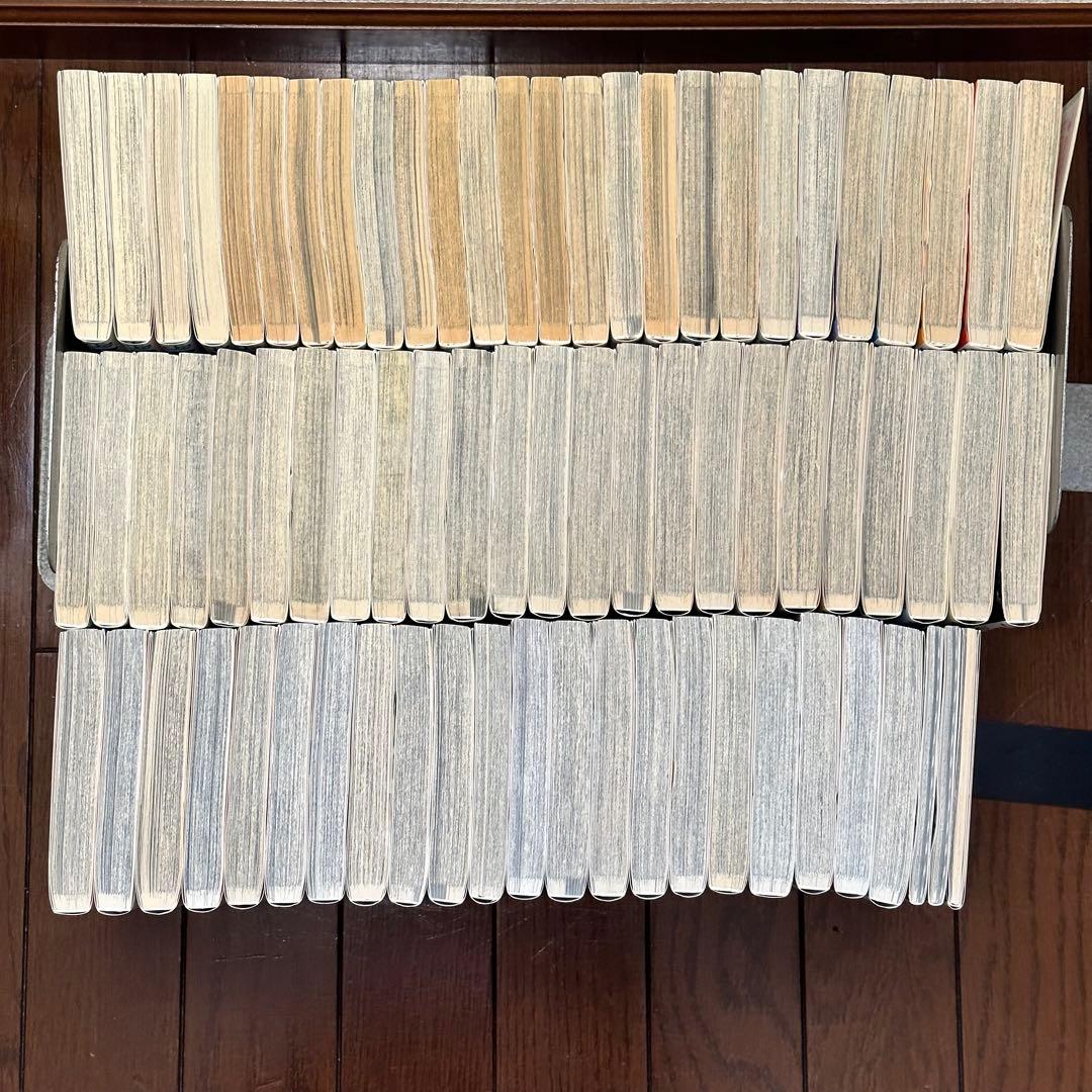 ワンピース　1〜72巻（67巻欠品） +おまけ付き