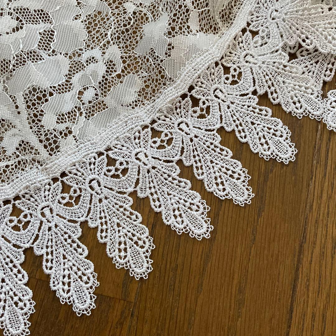 【美品】花柄ボーウインドー用レースカーテン