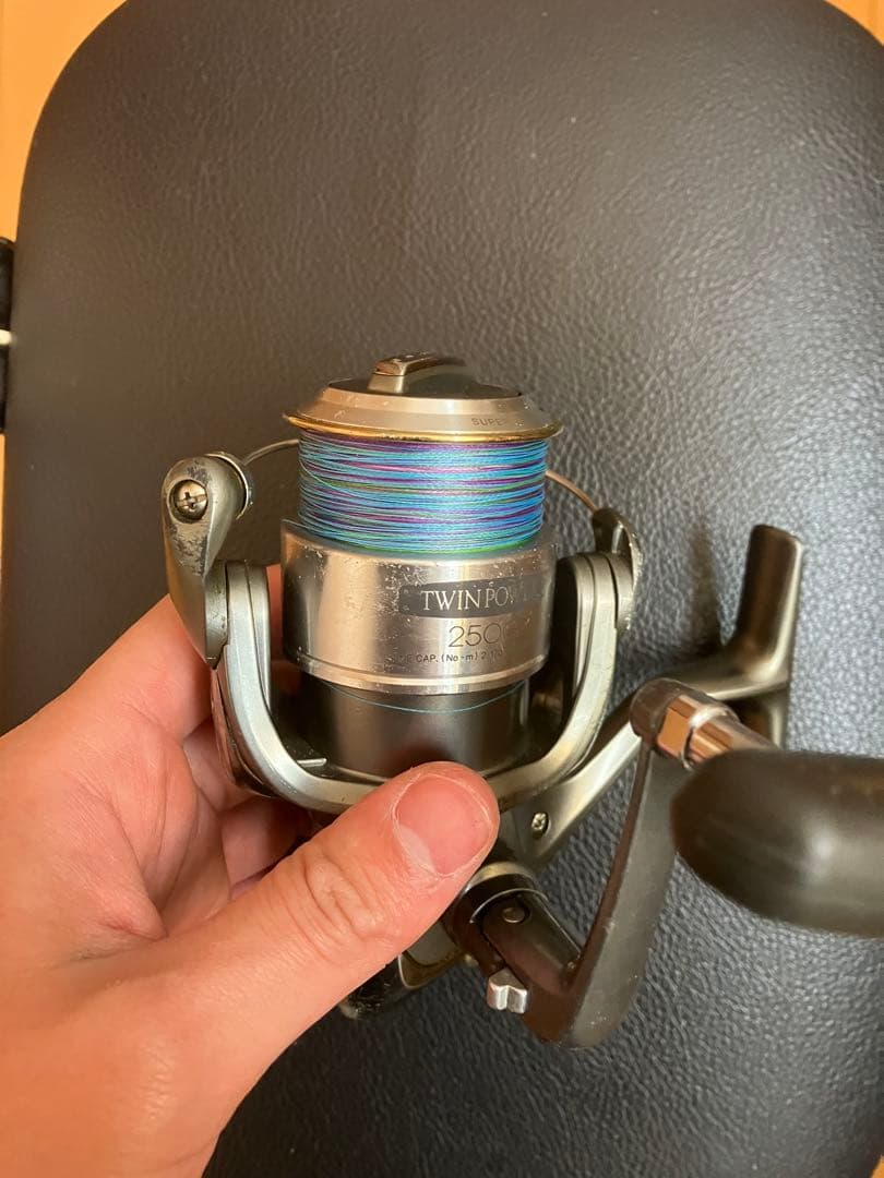 Shimano Twin Power 2500 スピニングリール
