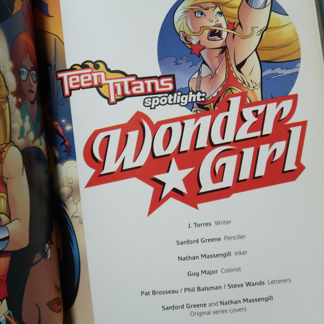 セール！ 洋書　アメコミ　Wonder Girl　Teen Titans　DC