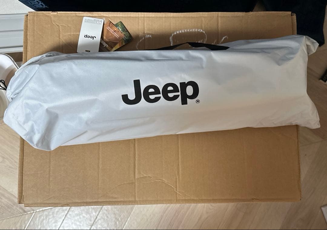 Jeep ロゴ入り折りたたみテーブル＆チェアセット