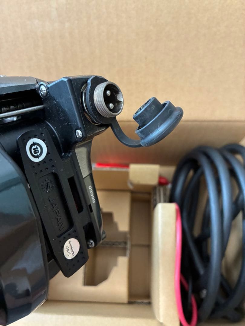 SHIMANO 電動リール PLAYS600 PE2号300m弱おまけつき