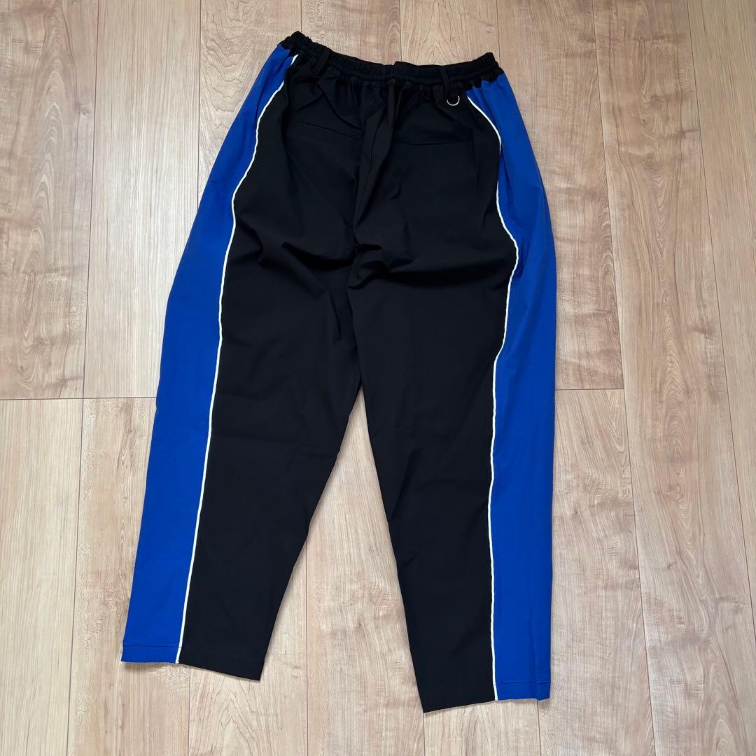 【12日迄8800→7777】antiqua GOLF×STCHパイピングパンツ