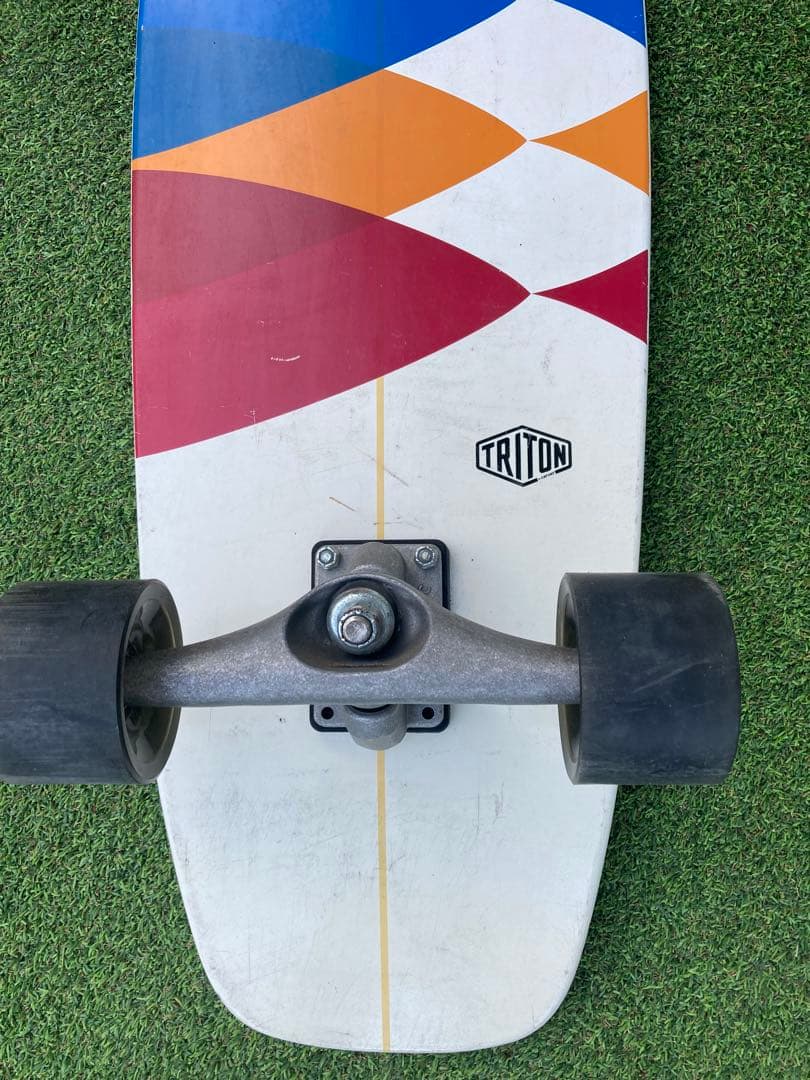 【週末特価】カーバーサーフスケート 30\" TRITON
