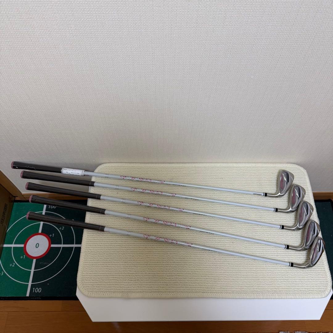 ✨新品✨ダンロップゼクシオ14 レディースアイアン5本セット7〜9、PW、SW