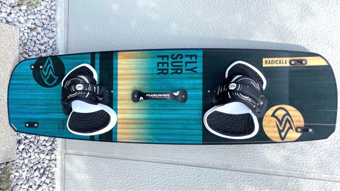 美品 希少カラーFLYSURFER RADICAL6 133x40cm