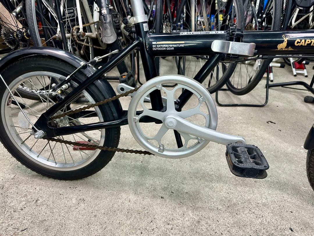 送料無料！キャプテンスタッグ アルル アルミ軽量折りたたみ自転車