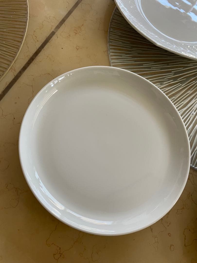 マイセン波の戯れ2枚ホワイトラウンドプレート2枚セット