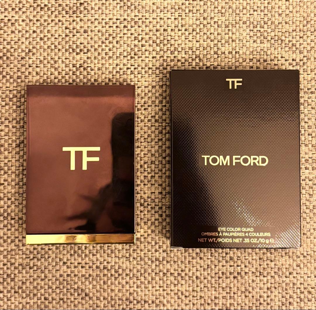 トムフォード　アイカラー　クォード　030 インソレントローズ