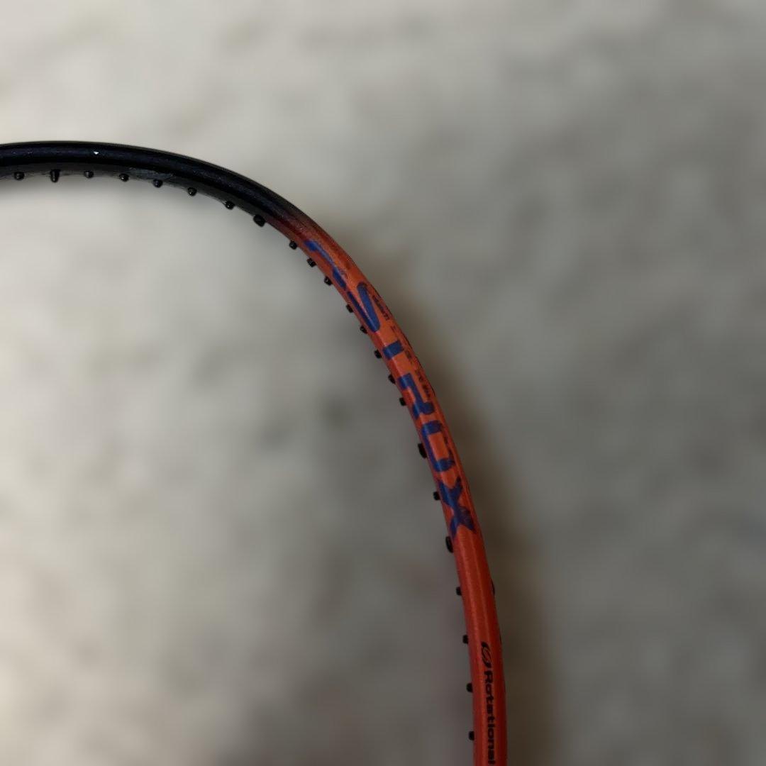 アストロクス77プロ4U G 6バドミントンラケット ヨネックス