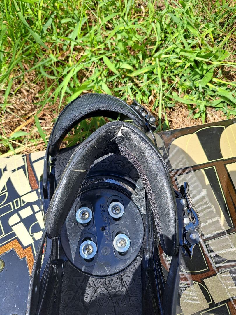 ロシニョール　RS 152　■BURTON　CARTEL　M　■2点セット