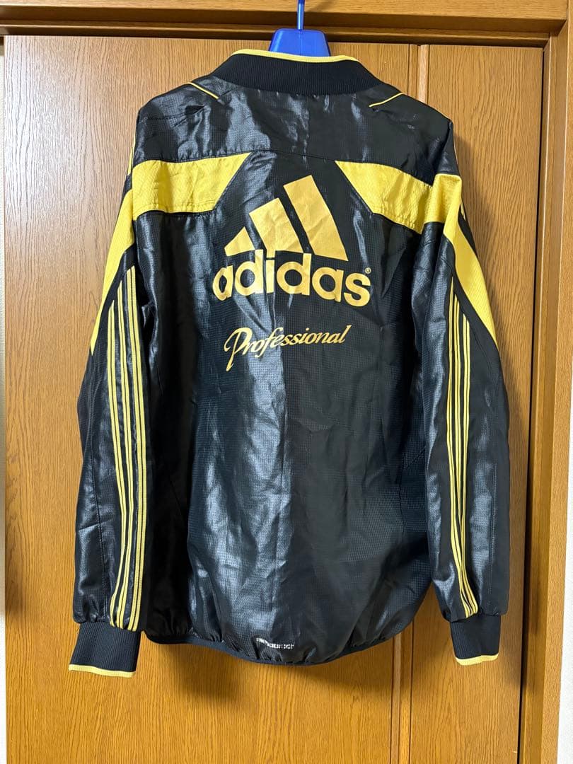 adidas Professional ピステ L 黒/金