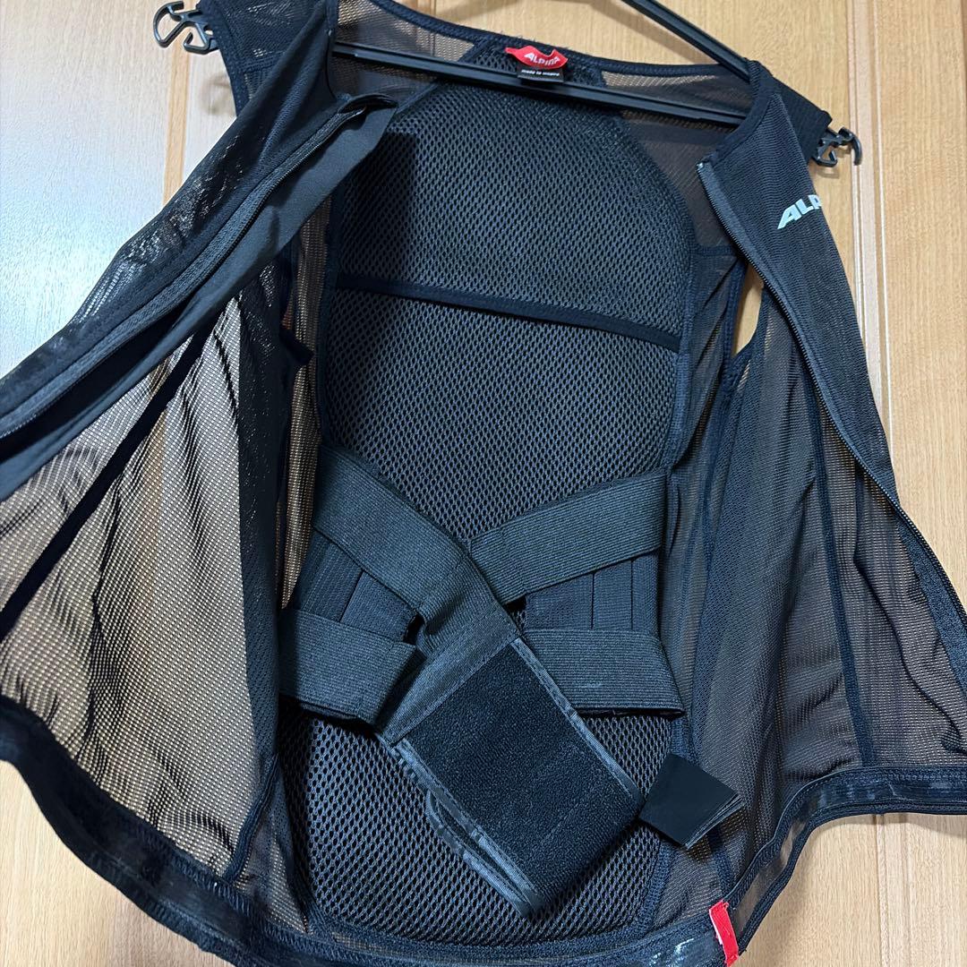 アルピナ　スキー　プロテクター　kids 140