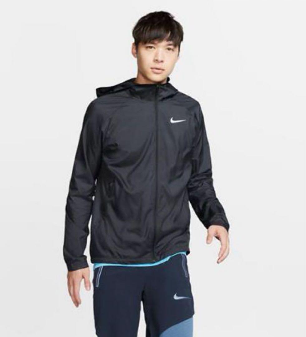 L ☆新品☆ ナイキ　エッセンシャル フーデッド 軽量薄手ランニングジャケット