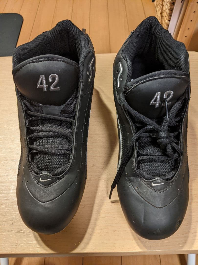 元阪神タイガース下柳選手のサイン入りグローブとスパイク