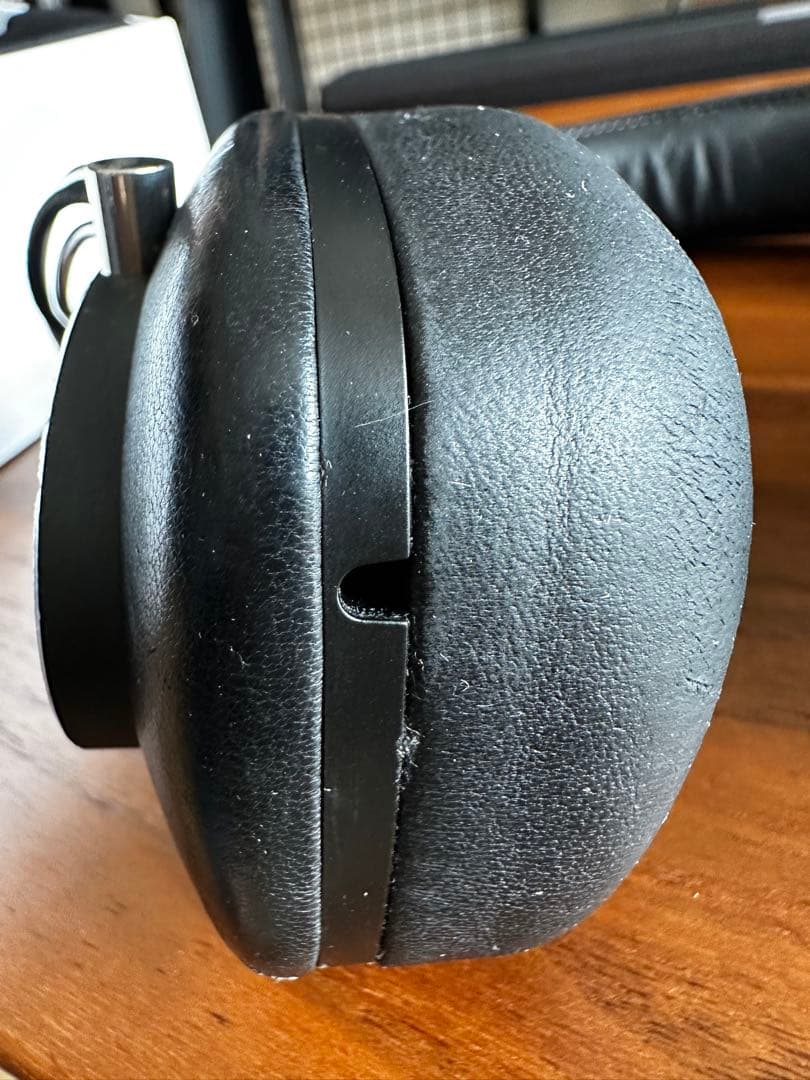 B&W P7 Wireless ワイヤレスヘッドホン ブラック