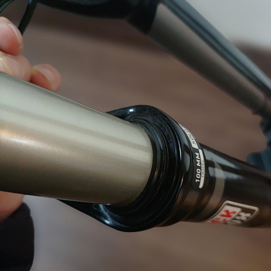 RockShox Rebaサスペンションフォーク 29er