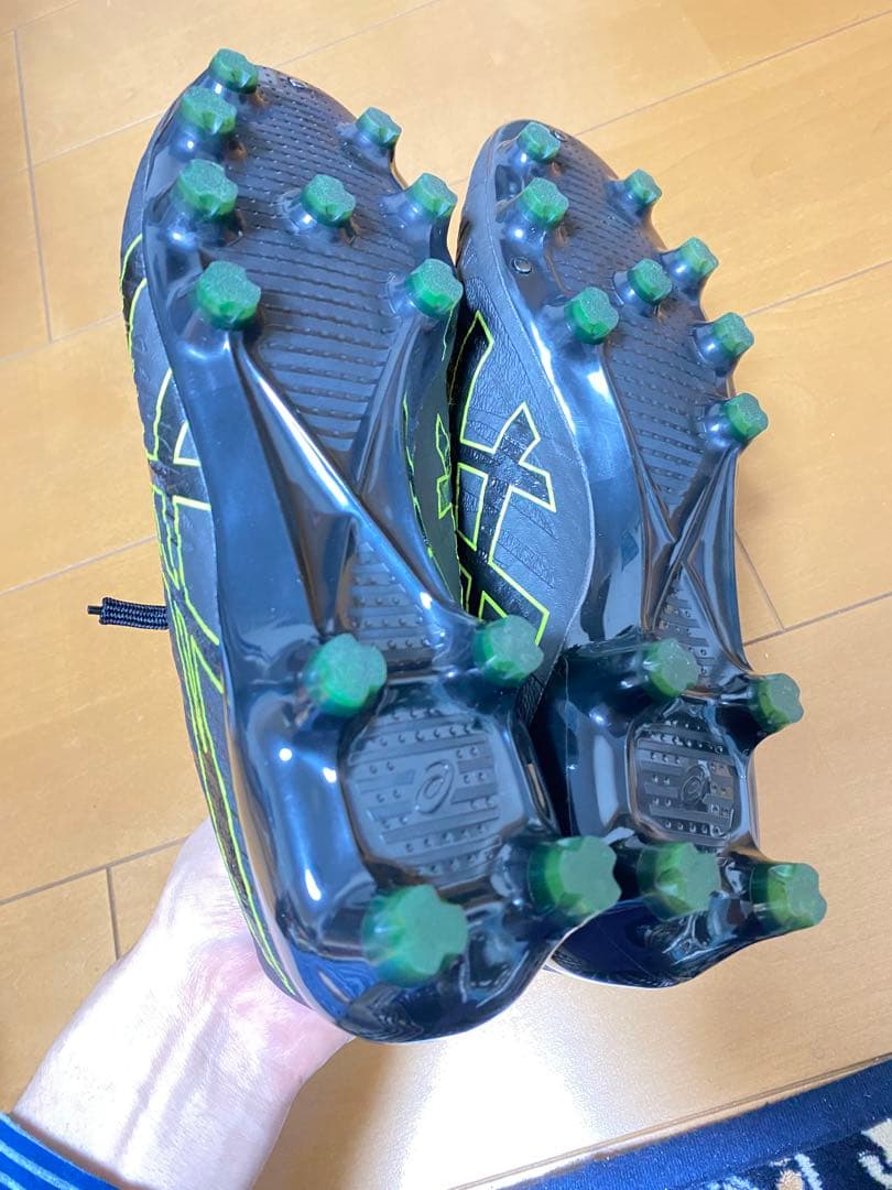 asics アクロスサッカースパイク