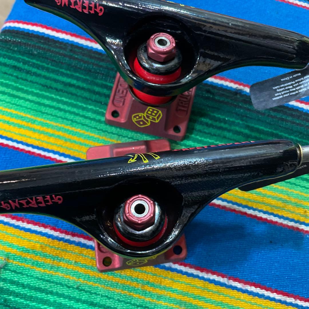 Independent スケートボード トラック 黒赤149