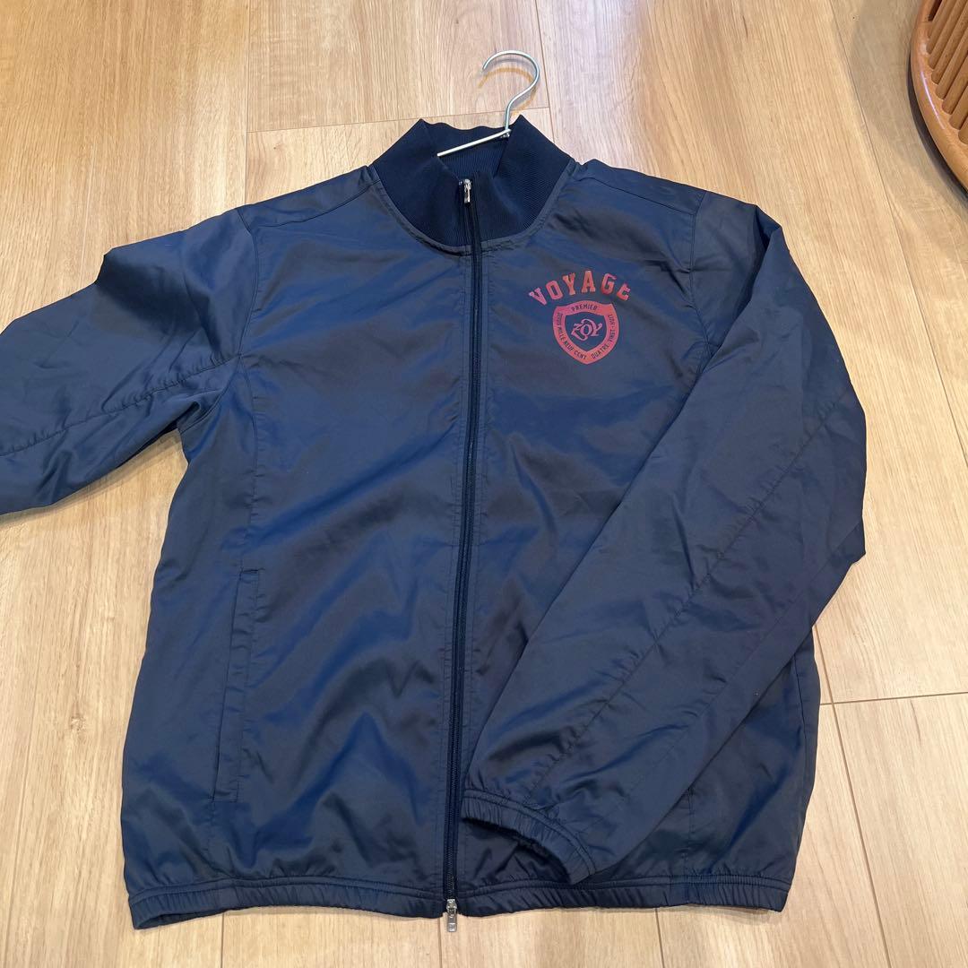 ネイビー ナイロンジャンパー　冬物　ZOY
