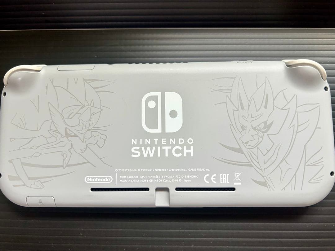 【ジャンク品】Nintendo Switch Lite (SDカード32GB付)