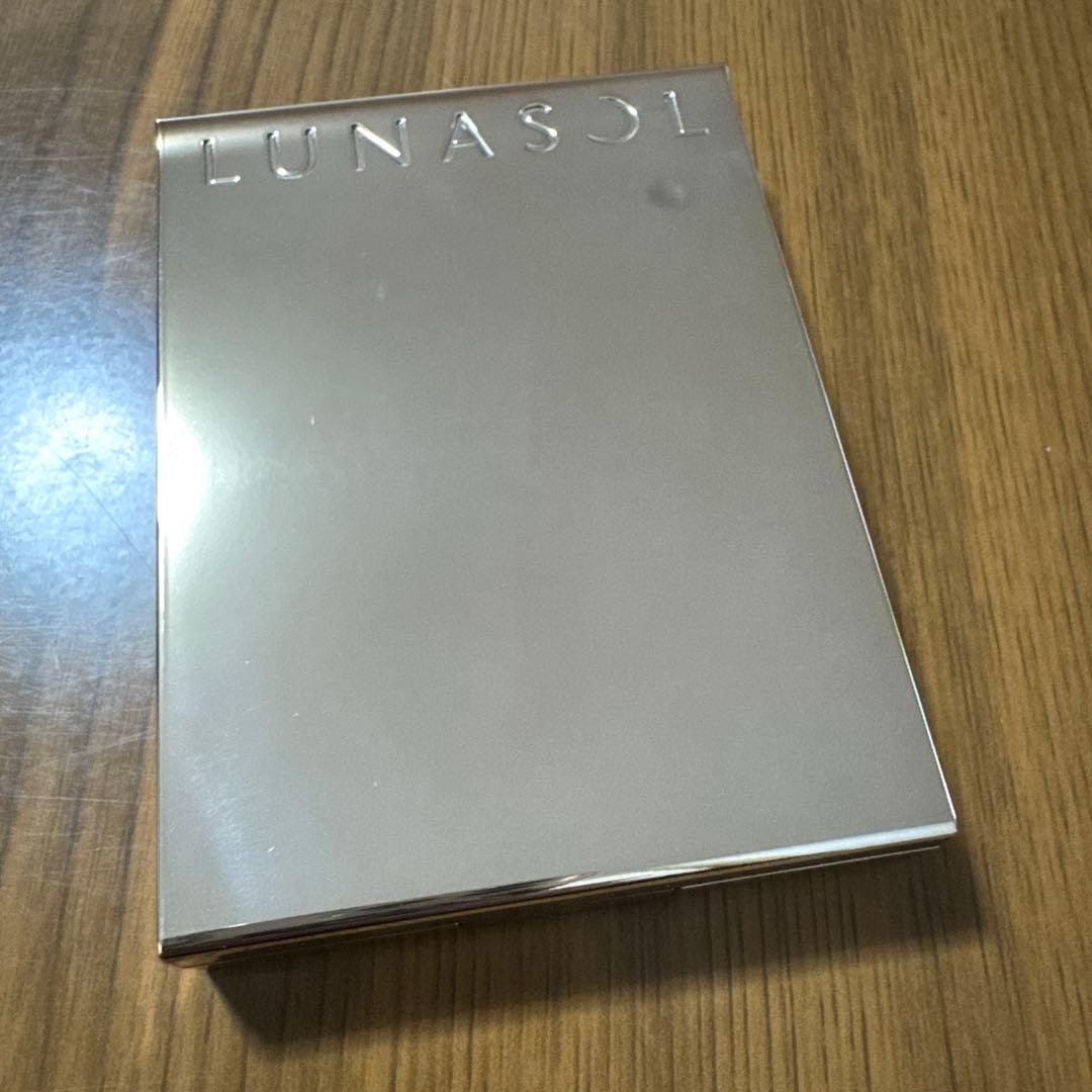 ルナソル アイカラーレーションN ネオデプス アイシャドウ 17